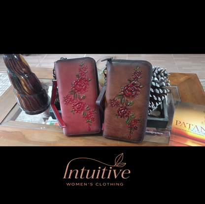 Billetera de cuero genuino larga diseño de flor en relieve